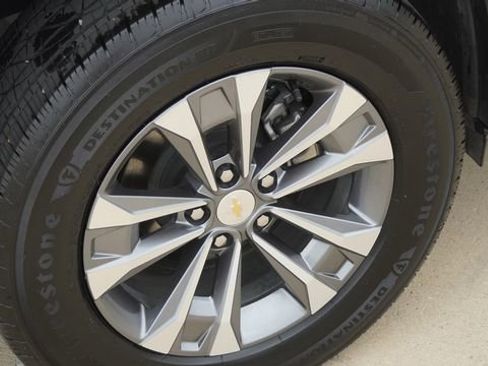 Used 2026 Chevrolet Equinox LT image 11