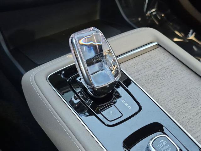 Certified 2026 Volvo XC90 B6 Plus AWD/4WD image 20