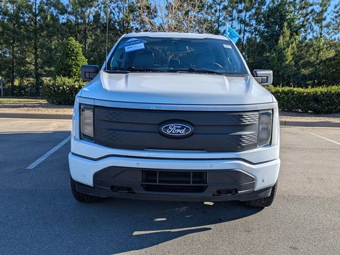 Certified 2025 Ford F150 Lightning Flash AWD/4WD image 9