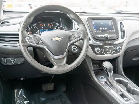 Used 2022 Chevrolet Equinox LS w/ LS Convenience Package AWD/4WD image 14