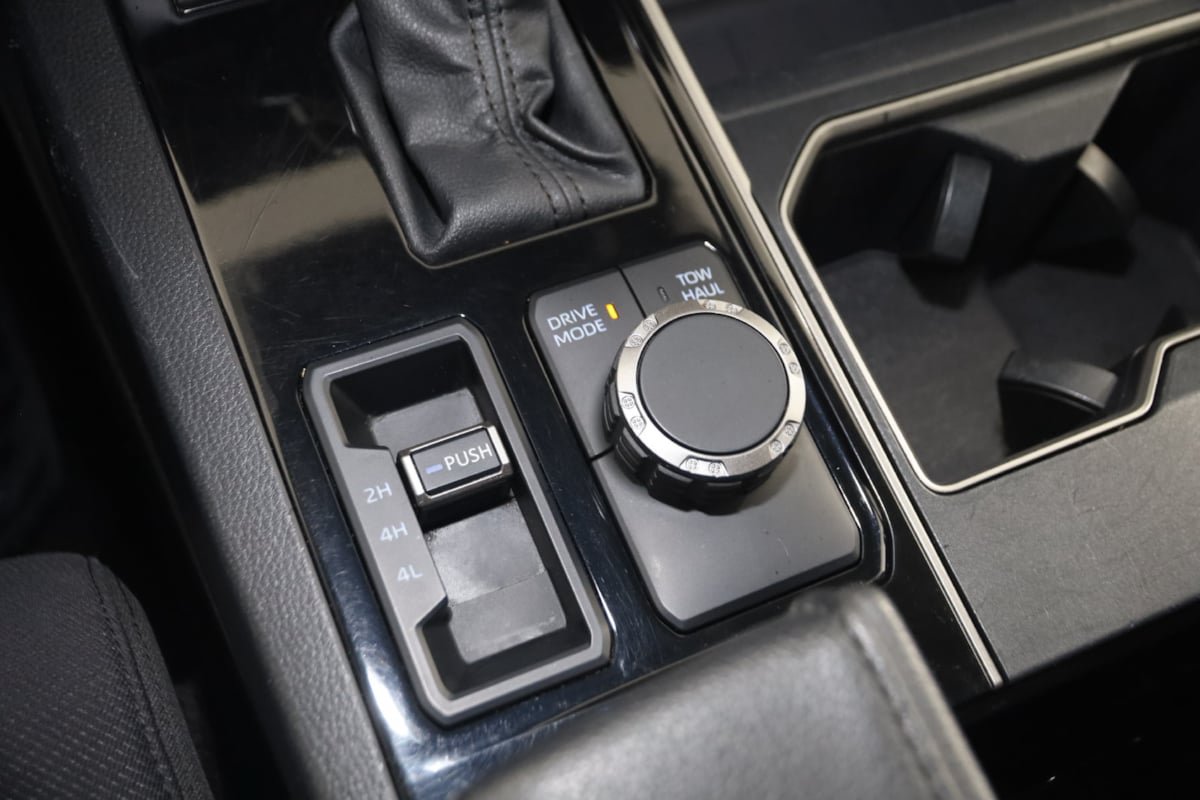 Used 2022 Toyota Tundra SR5 AWD/4WD image 23