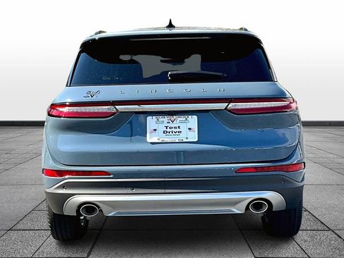 New 2026 Lincoln Corsair Premiere image 4