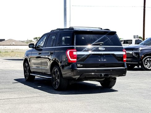 Used 2020 Ford Expedition XLT w/ Equipment Group 202A RWD image 9