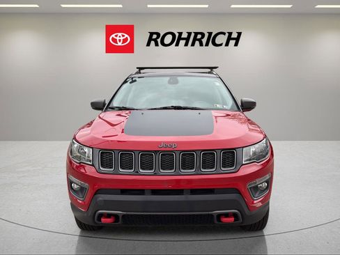 Used 2018 Jeep Compass Trailhawk w/ Navigation Group AWD/4WD image 2