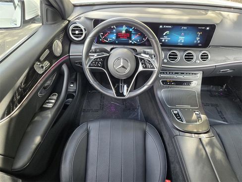 Used 2022 Mercedes-Benz E 350 Sedan image 12