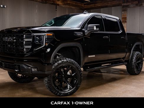 Used 2024 GMC Sierra 1500 Elevation w/ Elevation Premium Package image 5