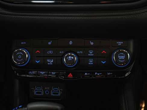 Used 2022 Dodge Durango GT image 21