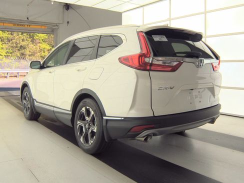 Used 2018 Honda CR-V Touring image 9
