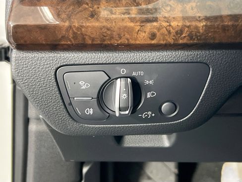 Used 2019 Audi Q5 Premium Plus w/ Premium Plus Package image 10