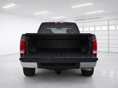 Used 2013 GMC Sierra 1500 SLE w/ Power Tech Package image 8