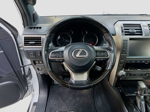 Used 2020 Lexus GX 460 Premium w/ Premium Package AWD/4WD image 12