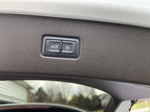 Used 2019 Audi Q7 2.0T Premium Plus w/ Premium Plus Package image 79