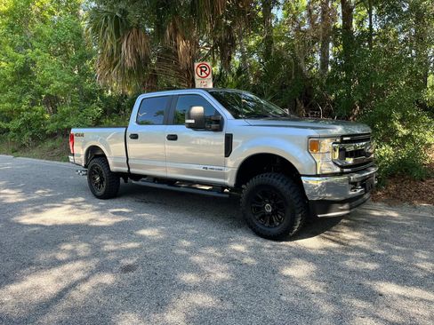Used 2022 Ford F250 XL w/ STX Appearance Package AWD/4WD image 4