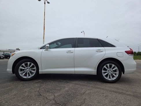 Used 2014 Toyota Venza LE w/ LE Convenience Package FWD image 18
