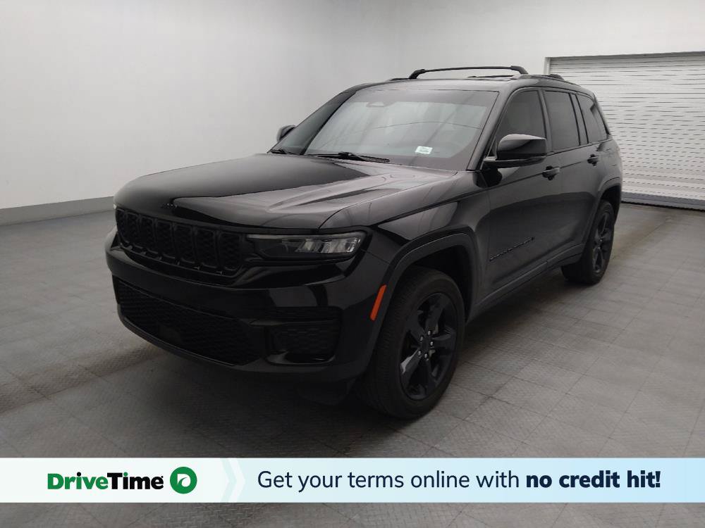 Used 2023 Jeep Grand Cherokee Altitude AWD/4WD image 1