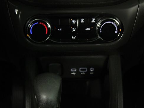 Used 2022 Chevrolet TrailBlazer LS FWD image 21