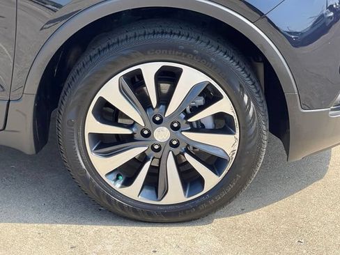 Used 2022 Buick Encore Preferred AWD/4WD image 10