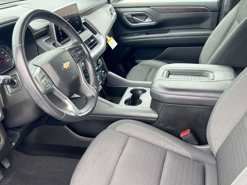 Used 2021 Chevrolet Suburban LS image 10