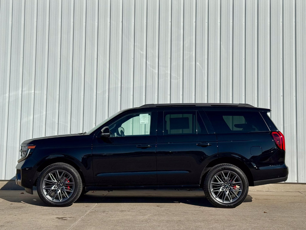 New 2025 Ford Expedition Platinum w/ Stealth Performance Package AWD/4WD image 2