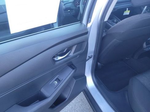 Used 2025 Honda Accord SE image 18