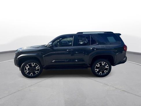 Used 2025 Toyota 4Runner TRD Off-Road Premium AWD/4WD image 9