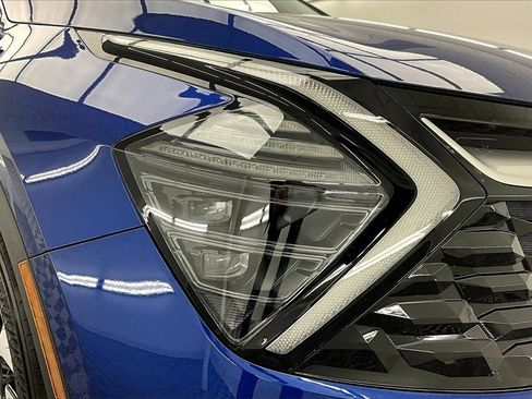 Used 2024 Kia Sportage EX image 29