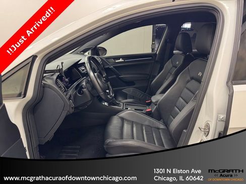 Used 2019 Volkswagen Golf R 4-Door AWD/4WD image 15