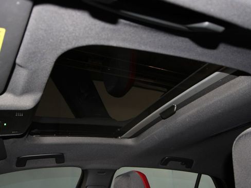 Used 2024 Volkswagen GTI SE image 17