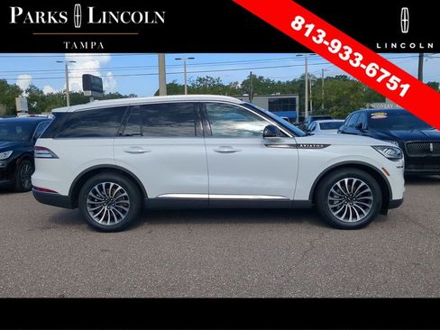 Used 2022 Lincoln Aviator Reserve w/ Elements Package Plus RWD image 3