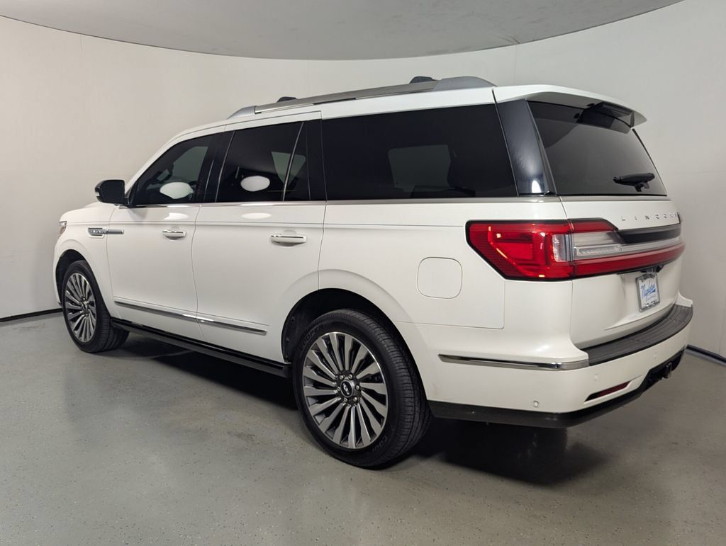 Used 2021 Lincoln Navigator Reserve RWD image 5