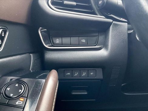 Certified 2023 MAZDA CX-30 AWD 2.5 S w/ Premium Package image 36