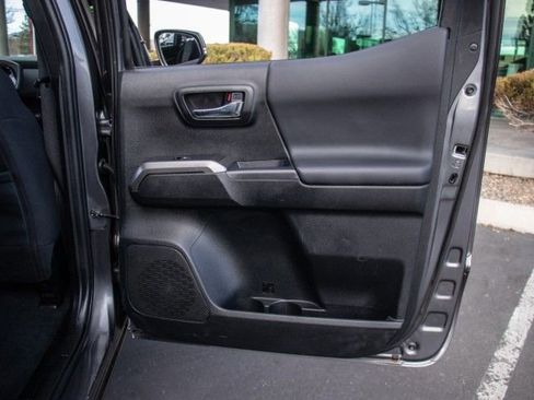 Used 2023 Toyota Tacoma 4x4 Double Cab image 24