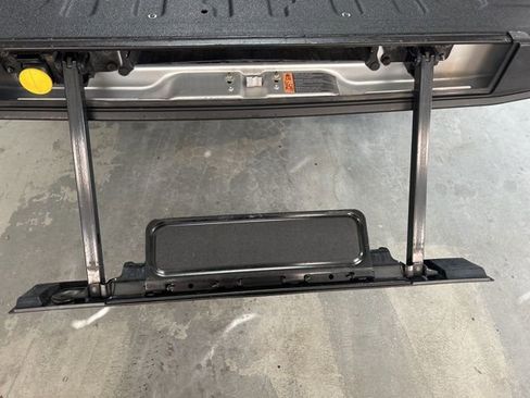 Used 2015 Ford F150 XLT w/ Equipment Group 301A Mid image 10