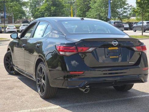 New 2025 Nissan Sentra SR w/ Midnight Edition image 21