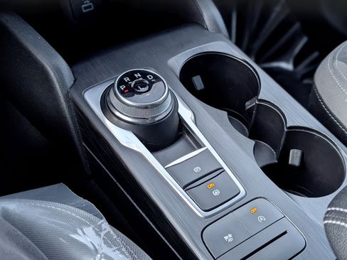 Used 2022 Ford Escape SE w/ Convenience Package image 16