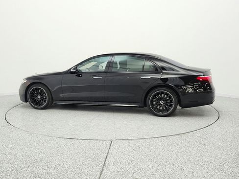 Used 2023 Mercedes-Benz S 500 4MATIC image 8