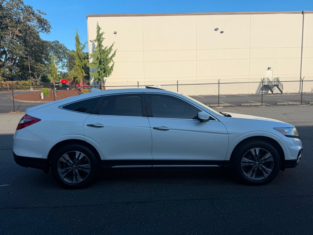 Used 2015 Honda Crosstour EX-L image 3