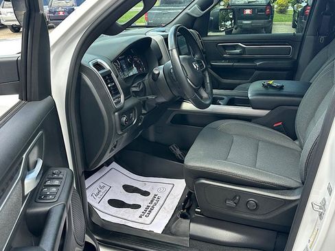 Used 2023 RAM 1500 Big Horn AWD/4WD image 13