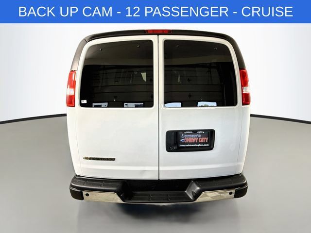 Used 2024 Chevrolet Express 3500 LT w/ LT Preferred Equipment Group RWD image 6