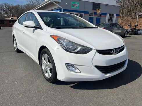 Used 2012 Hyundai Elantra GLS w/ Preferred Pkg 3 image 7
