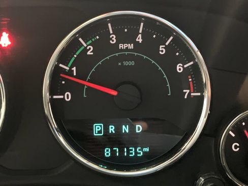 Used 2016 Jeep Wrangler Rubicon w/ Power Convenience Group AWD/4WD image 29