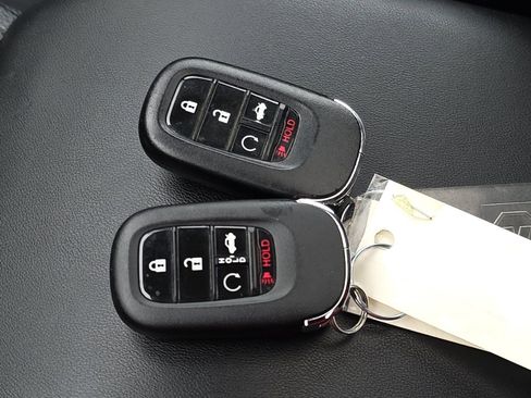 Used 2023 Honda Accord EX-L image 9