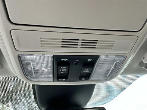 New 2026 Honda Odyssey EX-L image 25