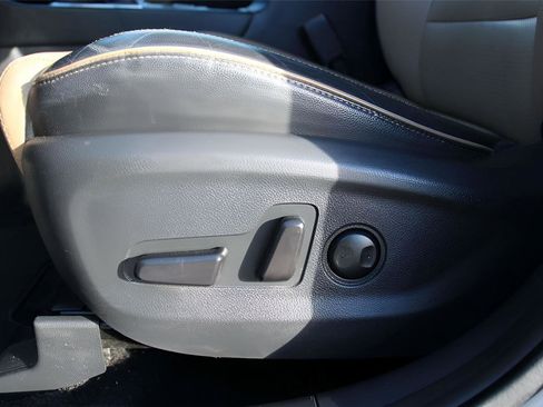 Used 2020 Kia Sportage SX image 16