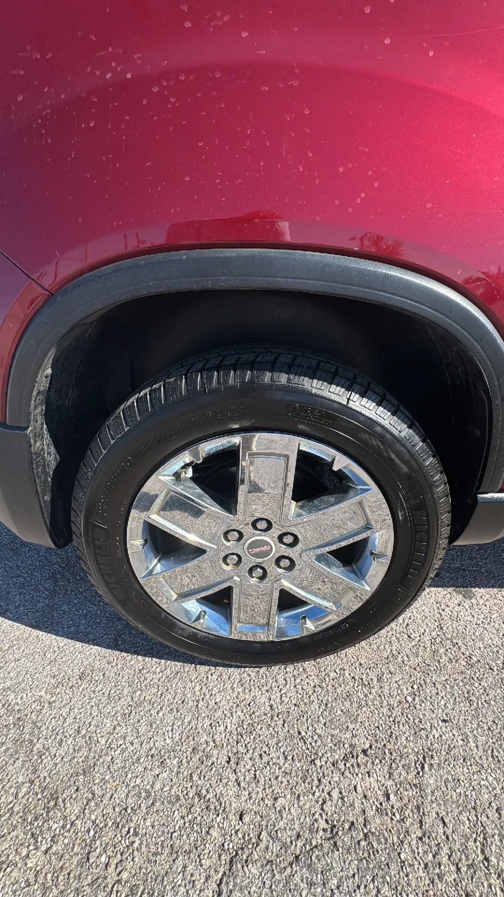 Used 2010 GMC Acadia SLT w/ Technology Package FWD image 27