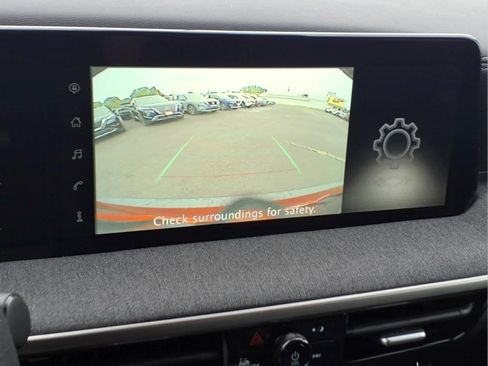 Certified 2025 Nissan Kicks SV FWD image 22