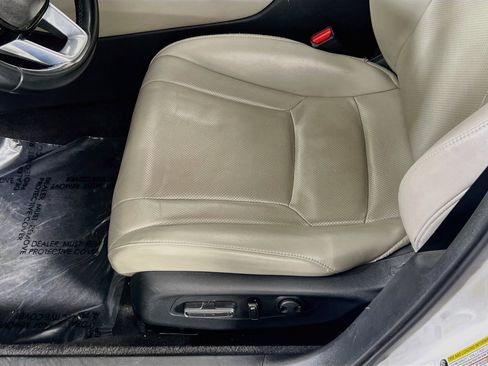 Used 2023 Honda Accord Touring image 18
