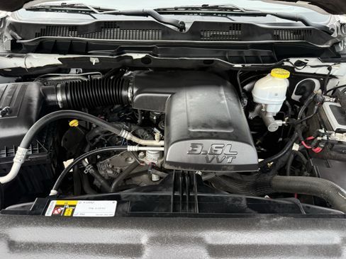 Used 2024 RAM 1500 Classic SLT RWD image 31
