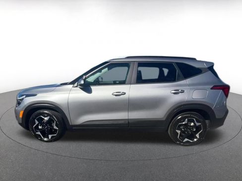 Used 2025 Kia Seltos S FWD image 9