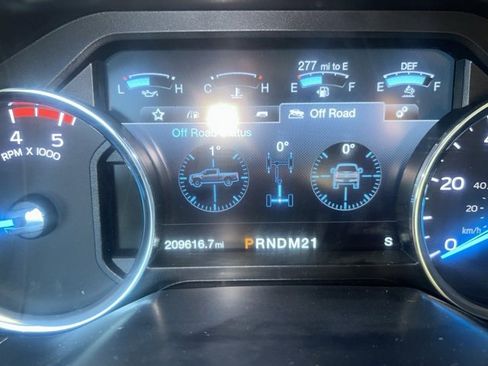 Used 2017 Ford F350 Lariat w/ Lariat Value Package image 50